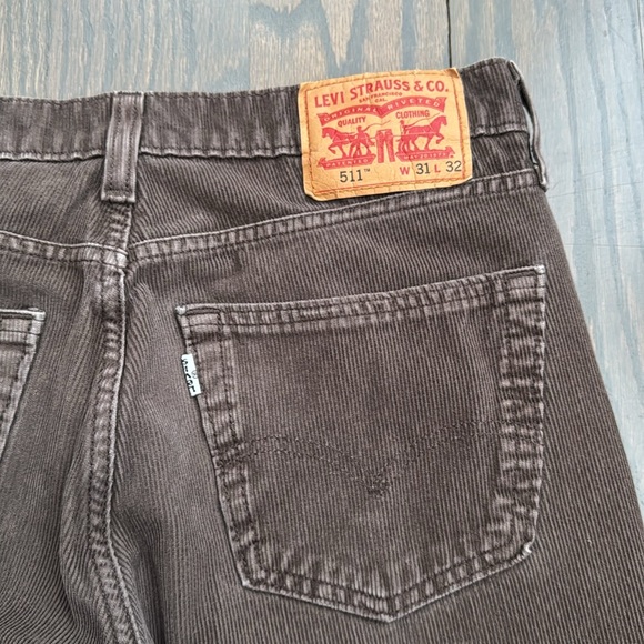 Levi’s Men's 511 Slim-Fit Corduroy Pants - Picture 5 of 6